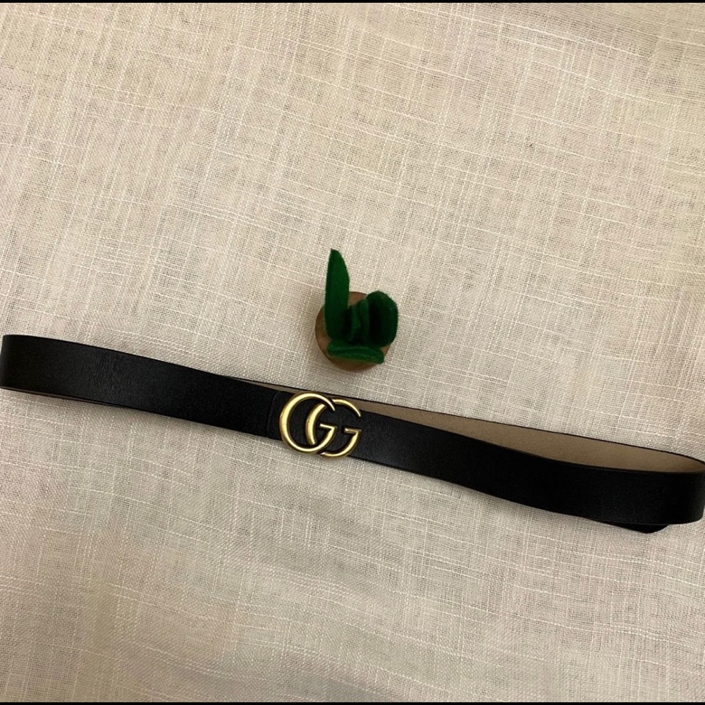 Black think double G belt